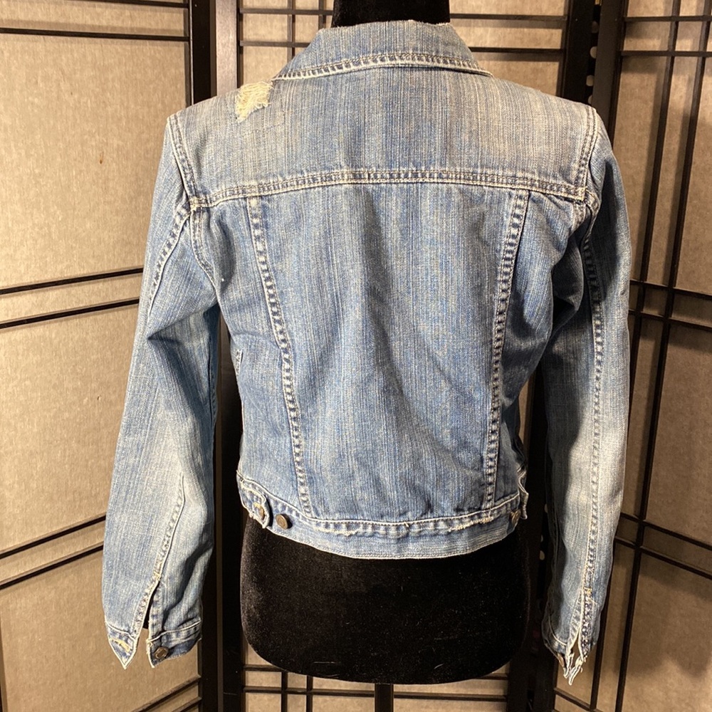 American Eagle size M distressed jean jacket - Picture 3 of 13